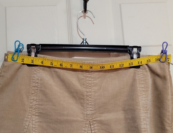 GAP - Corduroy Skirt- Size 10 - Color Tan - Picture 4 of 8